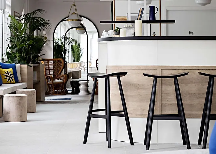 Le Riviera Collection, Signature Collection By Best Western Nice